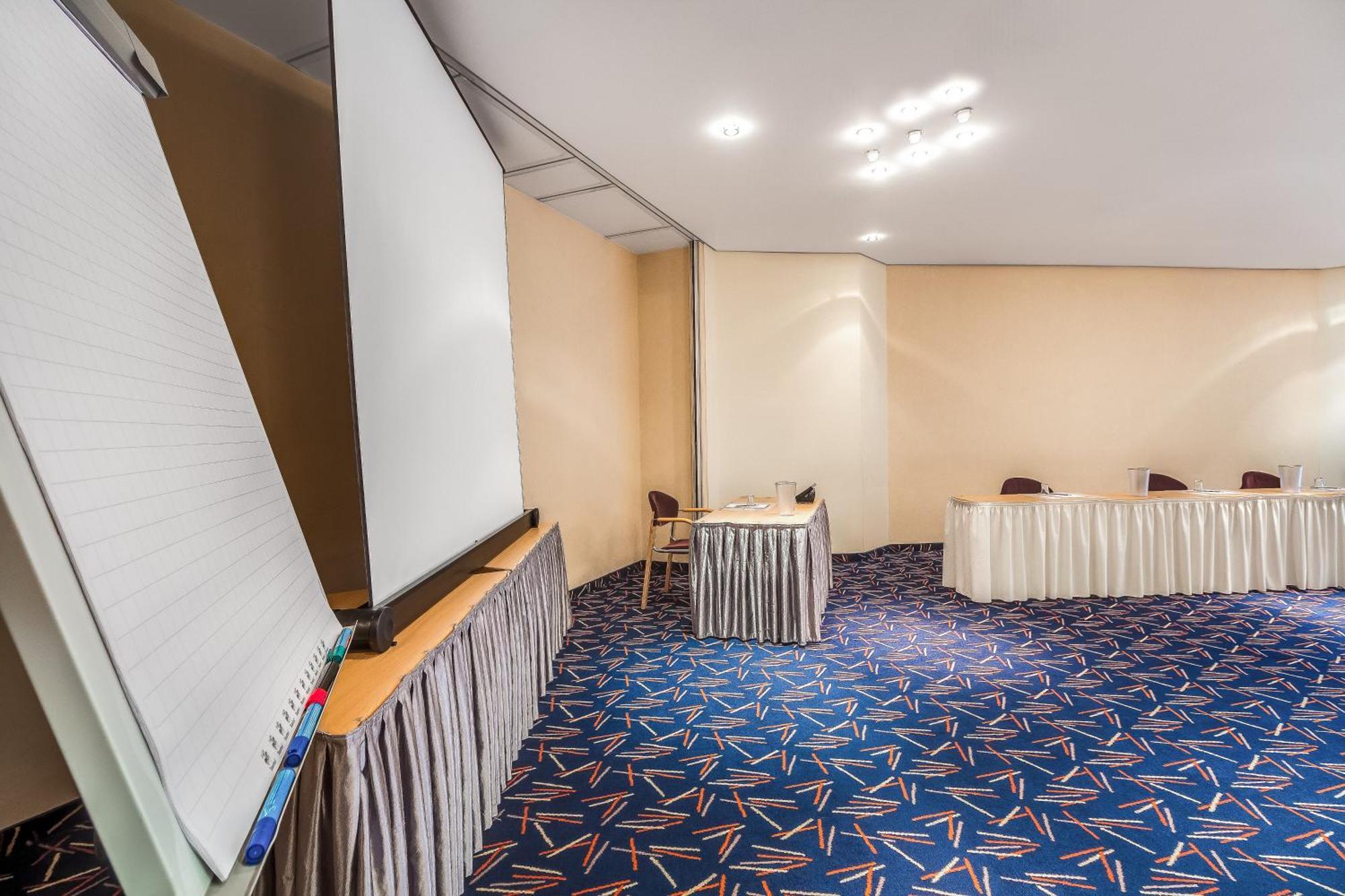 Congress Hotel Chemnitz Luaran gambar